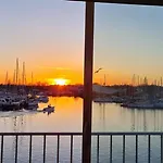 Apartamento Vue Exceptionnelle Sur La Mer, Piscine, Parking Privé - Sur L'île Des Pêcheurs *