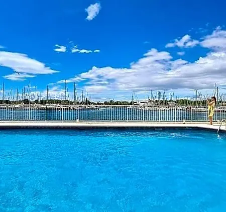 Vue Exceptionnelle Sur La Mer, Piscine, Parking Prive - Sur L'ile Des Pecheurs * אגדה