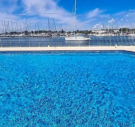 Vue Exceptionnelle Sur La Mer, Piscine, Parking Prive - Sur L'ile Des Pecheurs