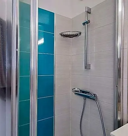 Vue Exceptionnelle Sur La Mer, Piscine, Parking Prive - Sur L'ile Des Pecheurs דירה *