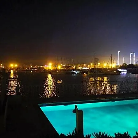 Vue Exceptionnelle Sur La Mer, Piscine, Parking Privé - Sur L'île Des Pêcheurs *