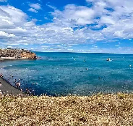 דירה Vue Exceptionnelle Sur La Mer, Piscine, Parking Prive - Sur L'ile Des Pecheurs אגדה